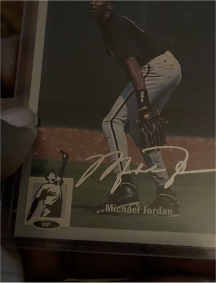 1994 Upper Deck Collector's Choice #23 Michael Jordan — front