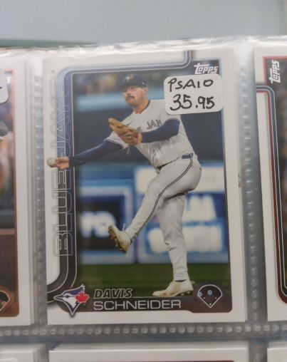 2025 Topps Series 1 #342 Davis Schneider — front