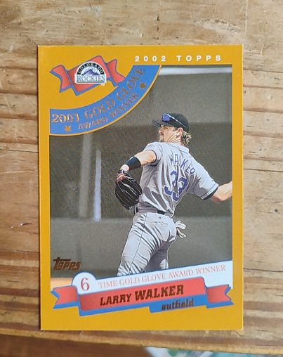 2002 Topps #713 Larry Walker — front