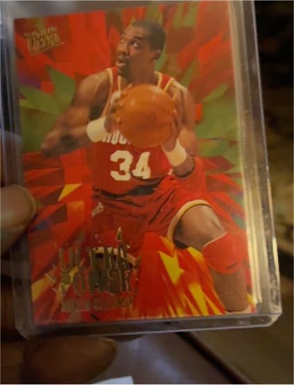 1995-96 Fleer Ultra #8 Hakeem Olajuwon Ultra Power — front