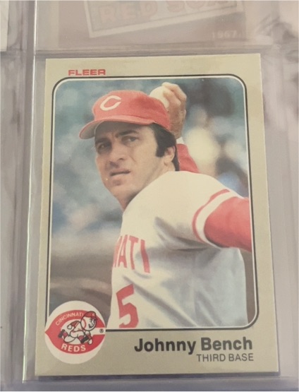 1983 Fleer #584 Johnny Bench — front