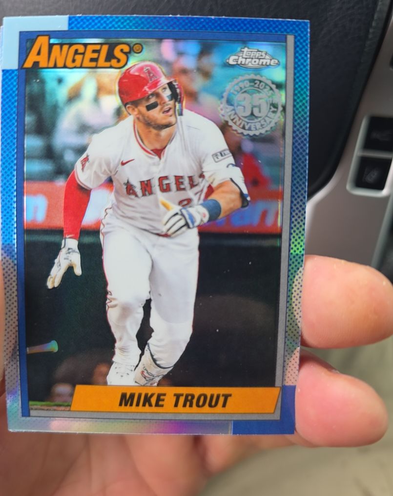 2025 Topps Chrome Update #90CU-1 Mike Trout — front
