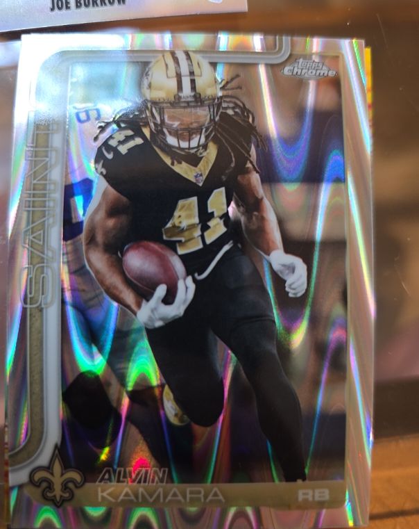 2025 Topps Chrome #215 Alvin Kamara — front
