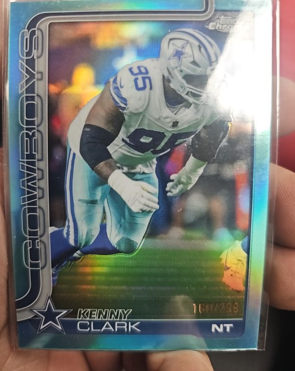 2025 Topps Chrome #73 Kenny Clark — front