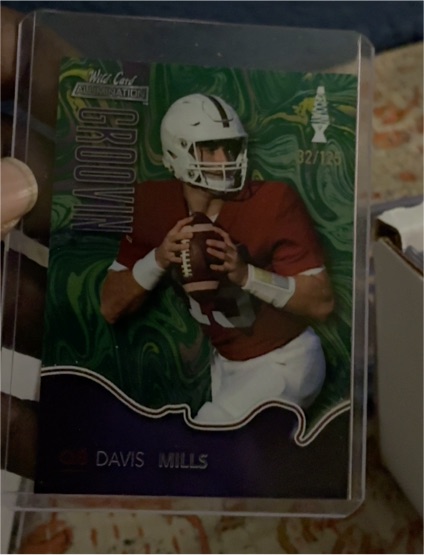 2021 Wild Card Alumination Groovin #GG-8 Davis Mills — front