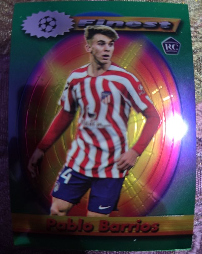 2022-23 Topps Finest Flashbacks UEFA #7 Pablo Barrios — front