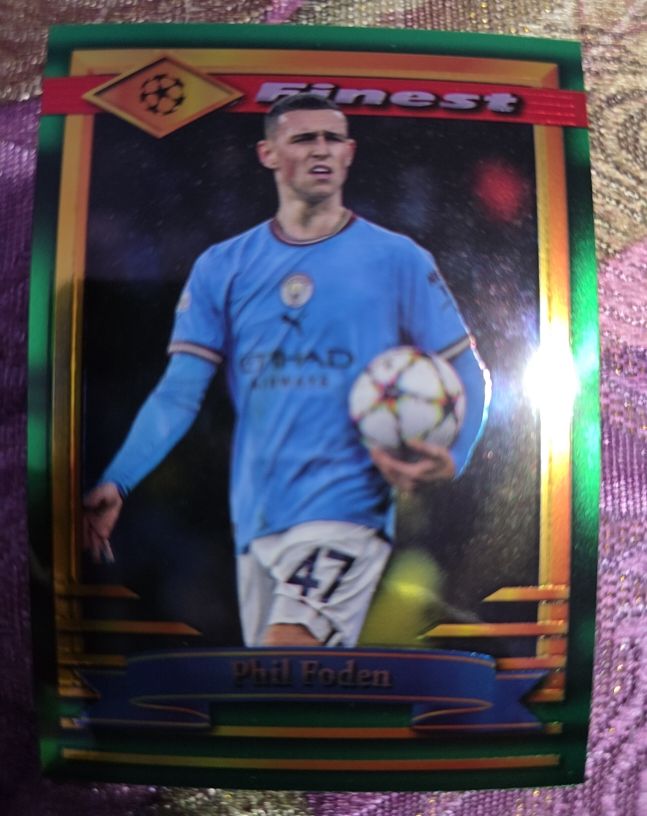 2022-23 Topps Finest Flashbacks UEFA #47 Phil Foden — front