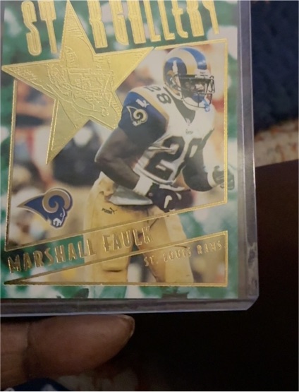 2001 Topps Gallery #SG6 Marshall Faulk Star Gallery — front
