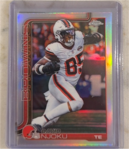2025 Topps Chrome #69 David Njoku — front