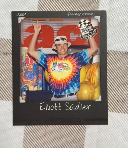 2004 Press Pass Snapshots #SS22 Elliott Sadler — front
