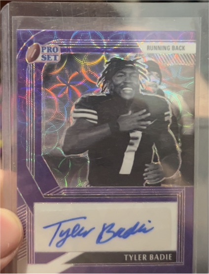 2022 Pro Set Metal Black & White Auto Prismatic Purple #BW-TB1 Tyler Badie — front