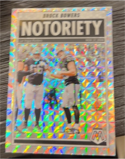 2025 Panini Mosaic Notoriety #10 Brock Bowers — front