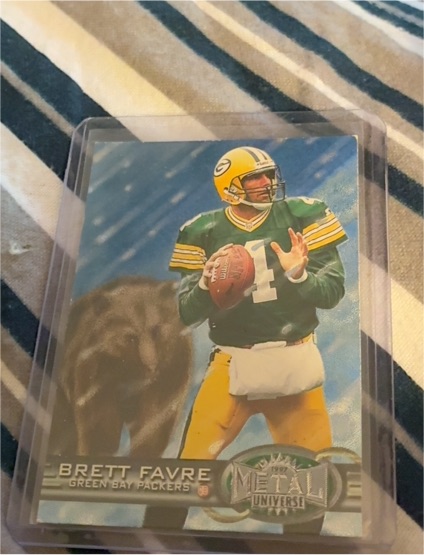 1997 Skybox Metal Universe #156 Brett Favre — front