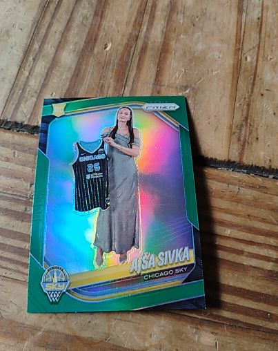 2025 Panini Prizm WNBA #85 Ajsa Sivka Green Prizm Chicago Sky — front