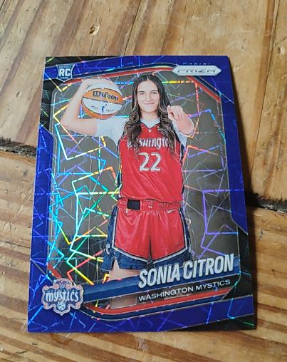 2025 Panini Prizm WNBA #148 Sonia Citron Blue Velocity Variation RC — front