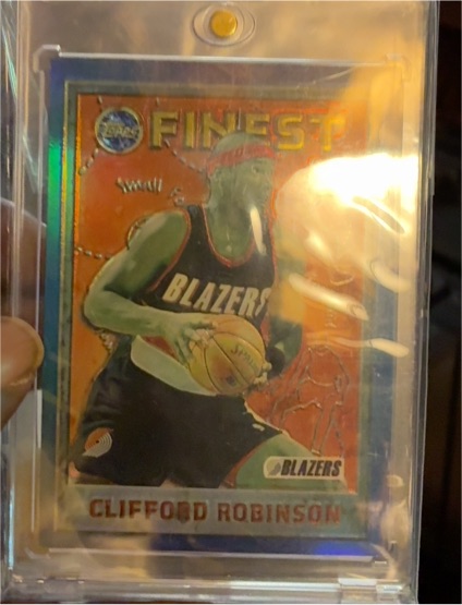 1995-96 Topps Finest #110 Clifford Robinson — front