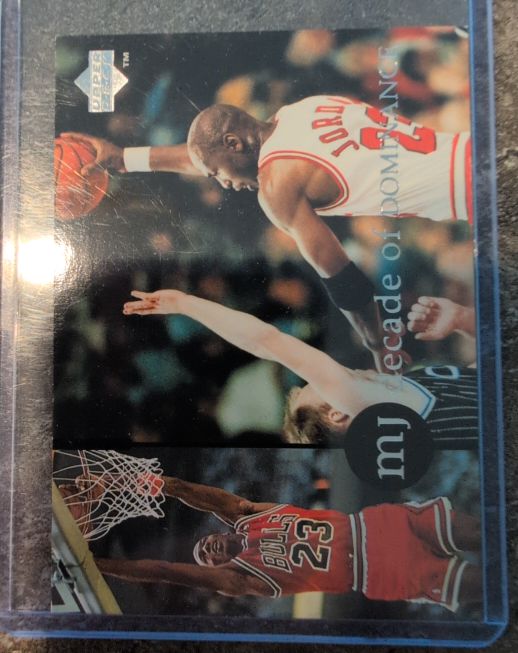 1994-95 Upper Deck Collector's Choice International #J6 Michael Jordan Decade of Dominance — front