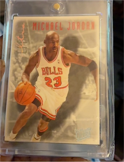 1996-97 Fleer Ultra #143 Michael Jordan Ultra Effort — front