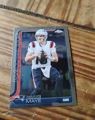 2025 Topps Chrome #207 Drake Maye — front