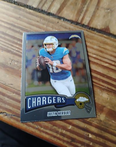 2025 Topps Chrome 1975 #18 Justin Herbert — front