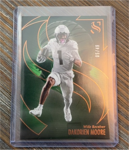 2025 Panini Silhouette #35 Dakorien Moore — front
