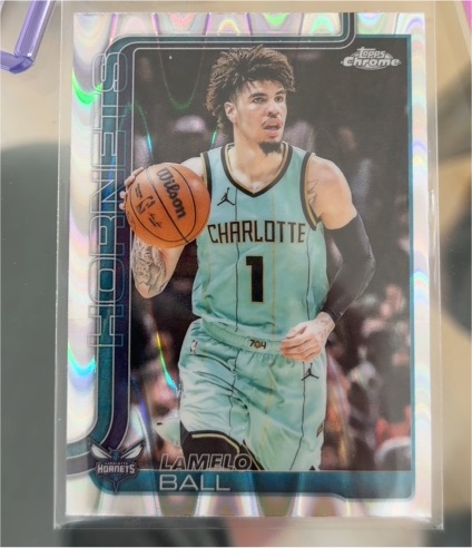 2025-26 Topps Chrome #39 LaMelo Ball — front