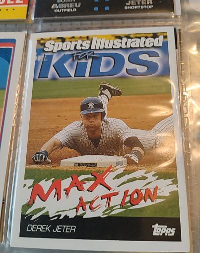 2006 Topps Sports Illustrated Kids Max Action #4 Derek Jeter — front
