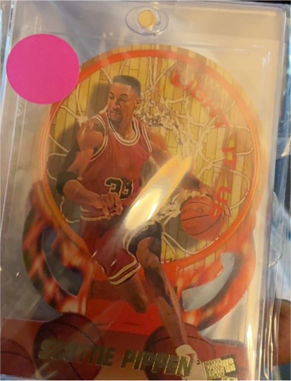 1994-95 Topps Stadium Club Clearcut #4 Scottie Pippen — front