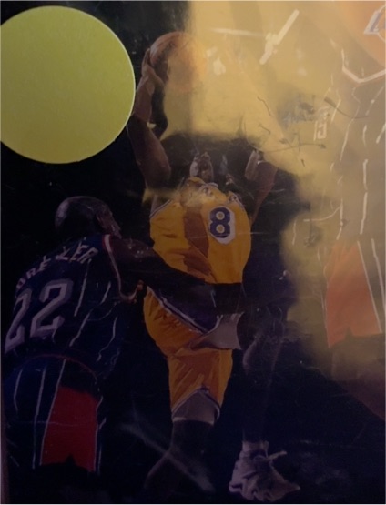 1999 SkyBox Premium #50 Kobe Bryant — front