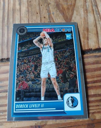 2023-24 Panini NBA Hoops Premium Stock #253 Dereck Lively II — front