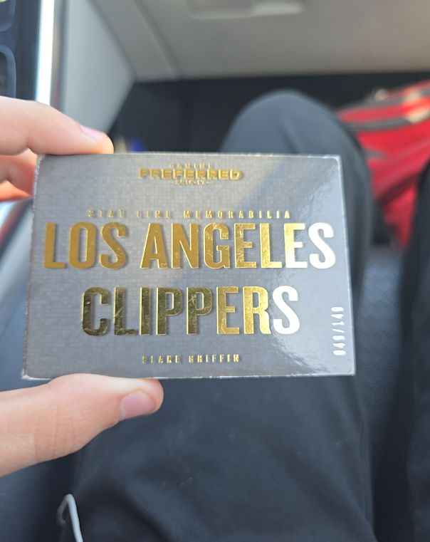 2021 Panini Preferred Memorabilia Blake Griffin — front