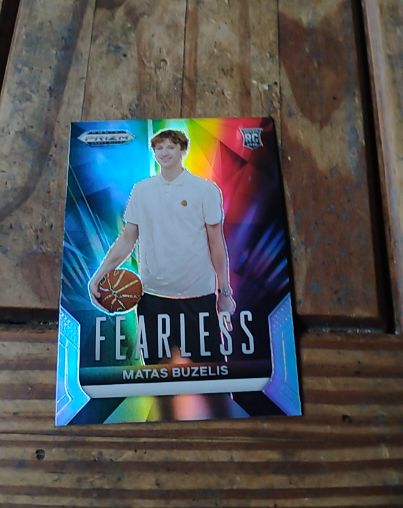 2024 Panini Prizm Draft Picks #14 Matas Buzelis Fearless — front
