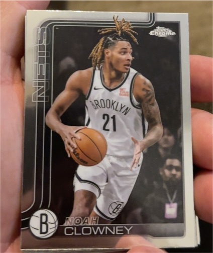 2025-26 Topps Chrome #23 Noah Clowney — front