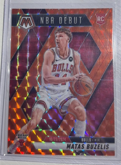 2024-25 Panini Mosaic NBA Debut #257 Matas Buzelis — front