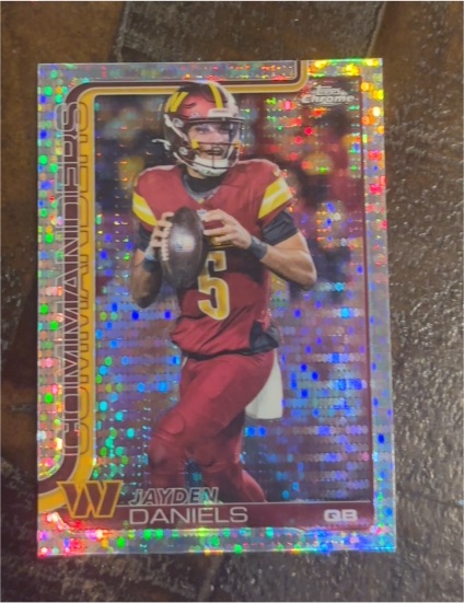 2025 Topps Chrome #295 Jayden Daniels — front