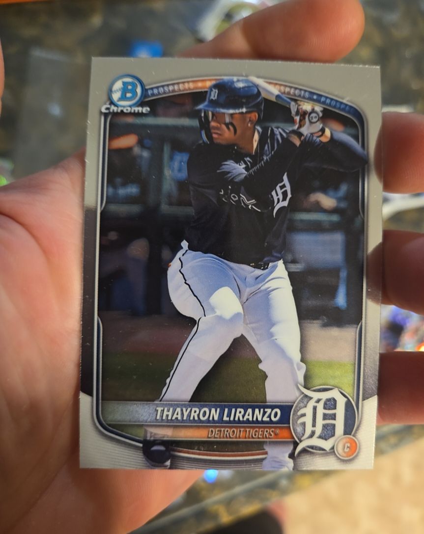 2025 Bowman Draft Chrome #BDC-168 Thayron Liranzo — front