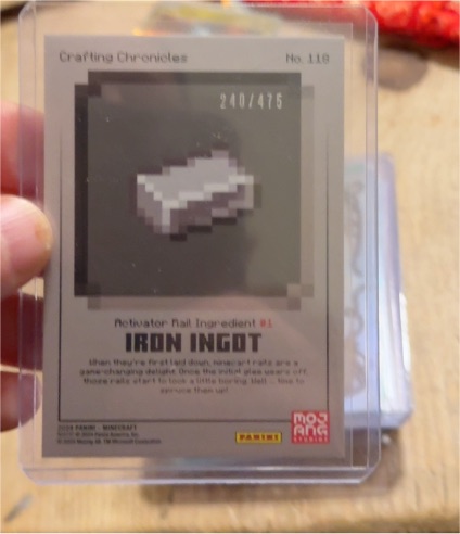 2024 Panini Minecraft Crafting Chronicles #118 Iron Ingot — front