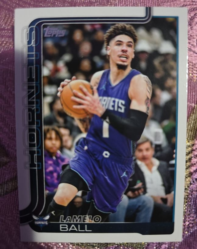 2025-26 Topps #67 LaMelo Ball — front