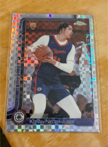 2025-26 Topps Chrome #280 Yanic Konan-Niederhauser Rookie X-Fractor — front