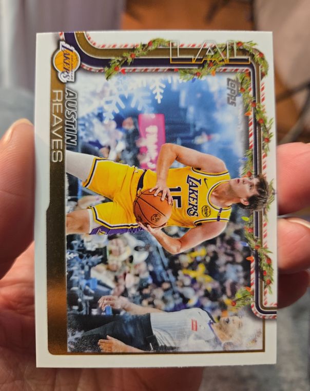 2025-26 Topps Holiday #H120 Austin Reaves — front
