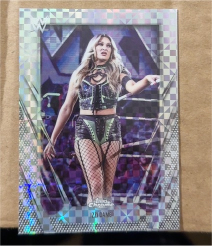 2026 Topps Chrome WWE #38 Izzi Dame — front