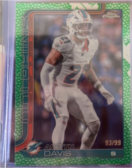 2025 Topps Chrome #93 Ashtyn Davis — front