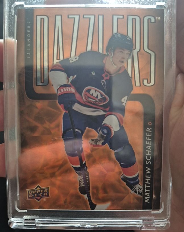 2025-26 Upper Deck Series 2 #DZ-57 Matthew Schaefer — front
