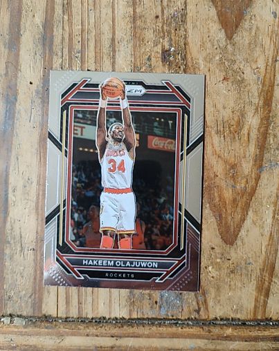 2022-23 Panini Prizm #290 Hakeem Olajuwon — front