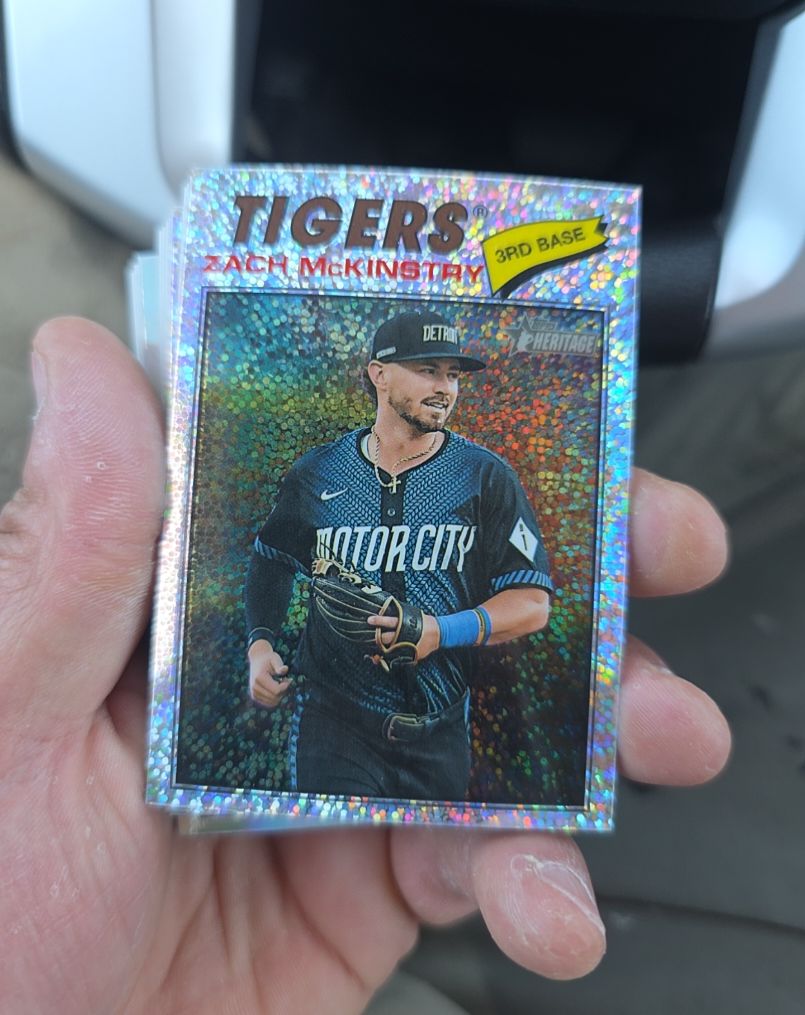 2026 Topps Heritage #398 Zach McKinstry — front