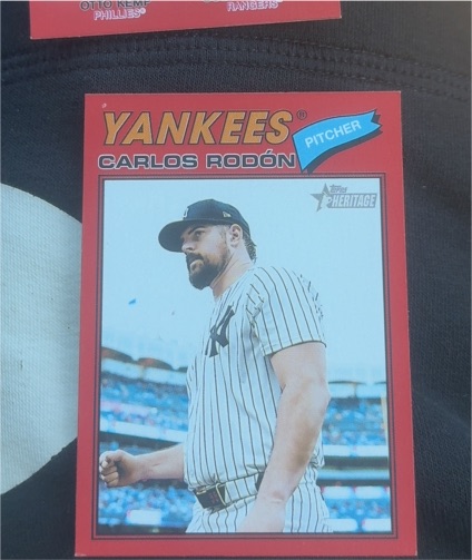 2026 Topps Heritage #385 Carlos Rodón — front