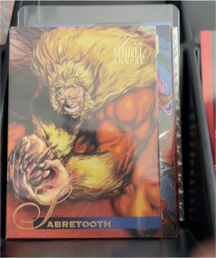 1995 Flair Marvel Annual #10 Sabretooth — front