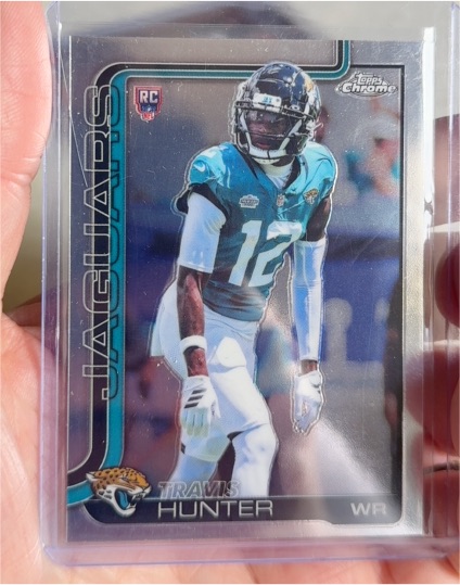 2025 Topps Chrome #332 Travis Hunter — front
