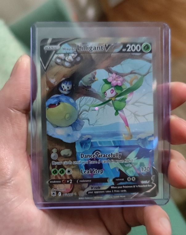 2022 Pokémon Astral Radiance #163 Hisuian Lilligant V — front