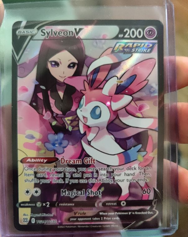 2022 Pokémon TG14/TG30 Sylveon V — front